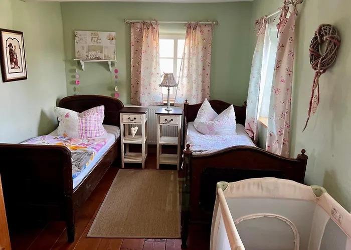 بيت للعطل Schwarzer Kater غروسشوناو