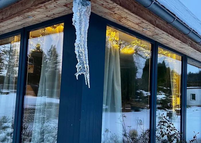 Schwarzer Kater بيت للعطل *