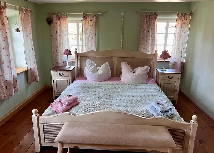 Schwarzer Kater بيت للعطل