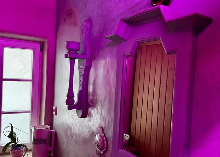 Schwarzer Kater بيت للعطل